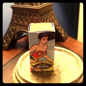 MAC Wonder Woman REFLECTS GLITTER BRAND NEW IN BOX